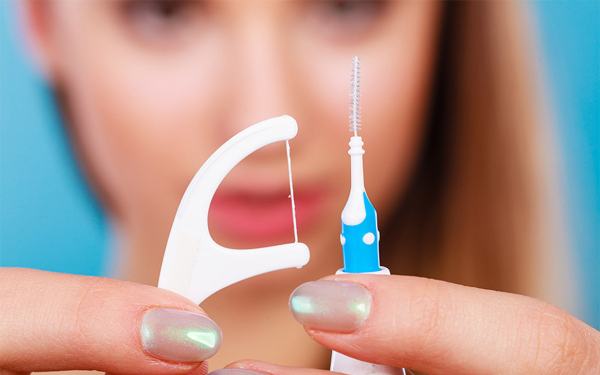 6 Steps to Floss for Healthier Teeth and a Beautiful Smile - Best Portland Periodontist